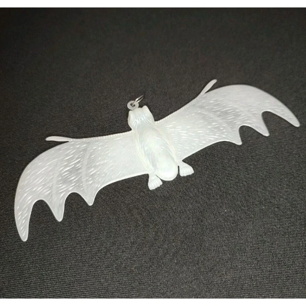 Glow in the Dark Necklace Bat Skull Bones Party Favor Science 31